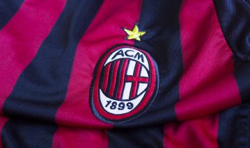 Milan sprzeda piłkarza ze względu na FFP?